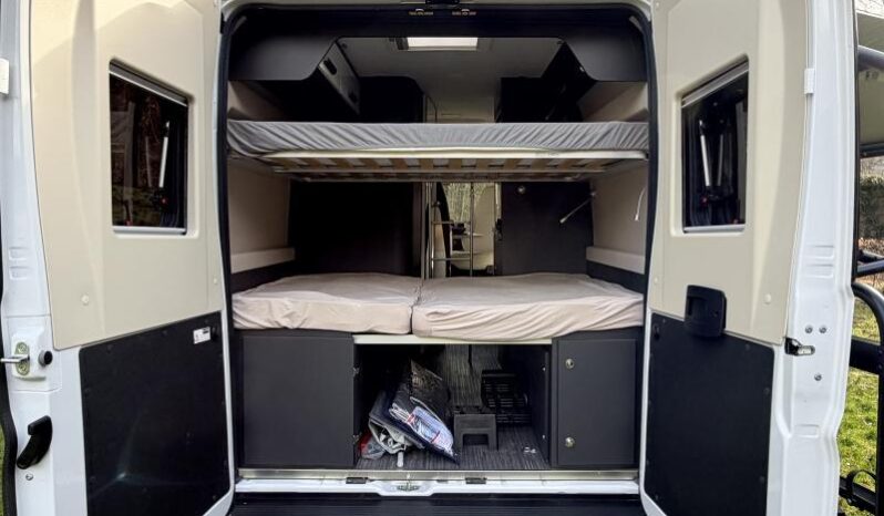 Motorhome McLouis Menfys 3 / 4 couchages / Maxi Prestige complet