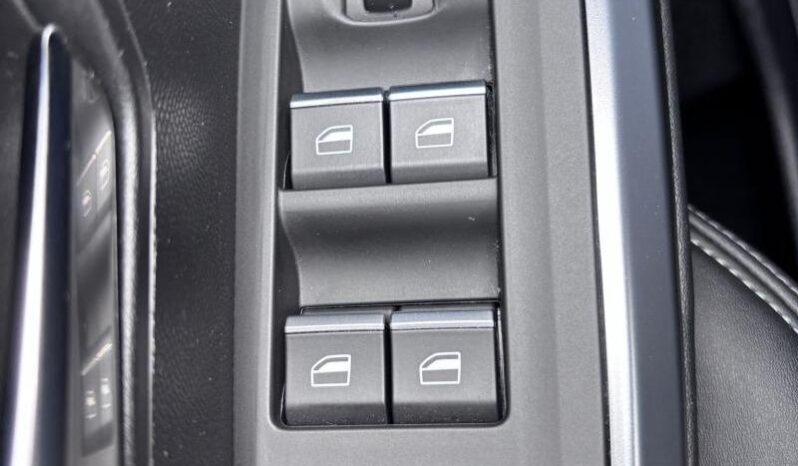 Peugeot 5008 GT complet