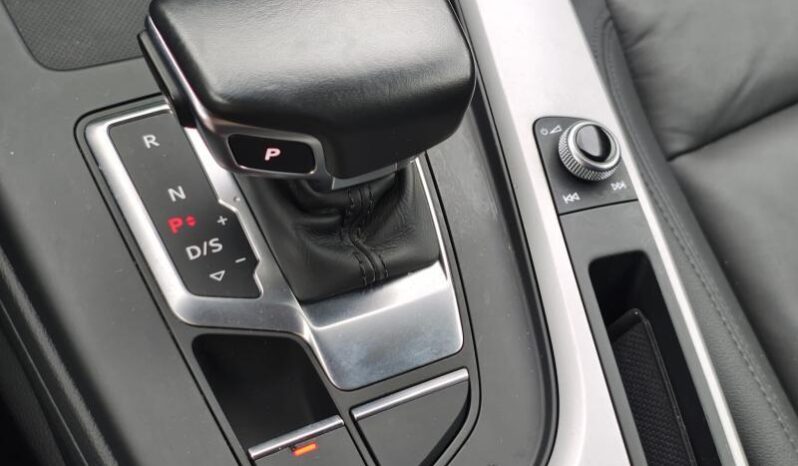 Audi A4 S Tronic / Cuir / Avant complet