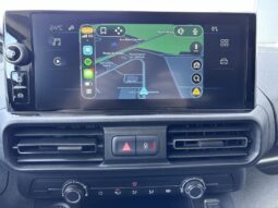 Peugeot Partner Taille M / 130ch / Carplay complet
