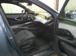 Peugeot 5008 GT complet