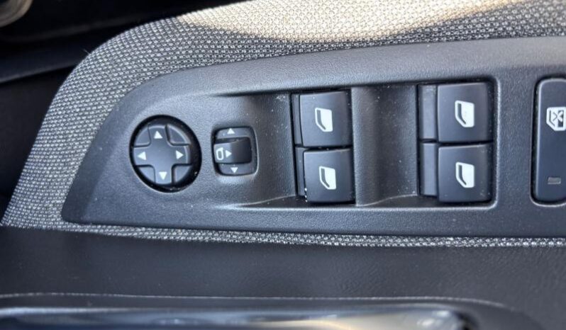 Peugeot 208 STYLE complet