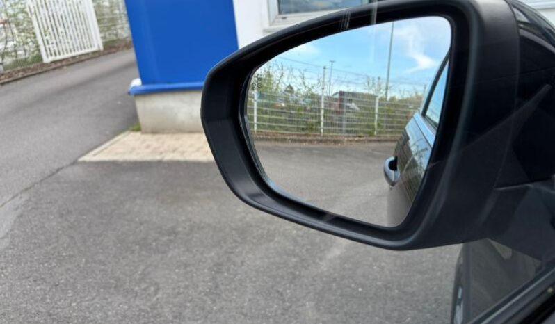 Peugeot 3008 GT Pack / 1.5 BlueHDi / EAT8 complet