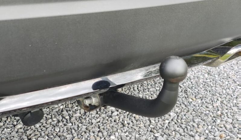 Peugeot 2008 Allure / EAT8 complet