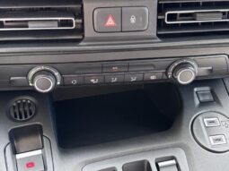 Peugeot Partner Taille M / 130ch / Carplay complet