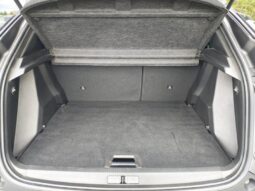 Peugeot 2008 Allure / EAT8 complet