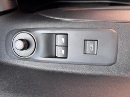 Peugeot Partner Taille M / 130ch / Carplay complet