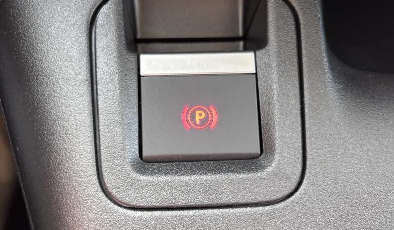 Peugeot Partner Taille M / 130ch / Carplay complet