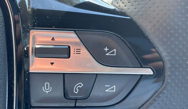 Peugeot 408 GT / EAT8 complet