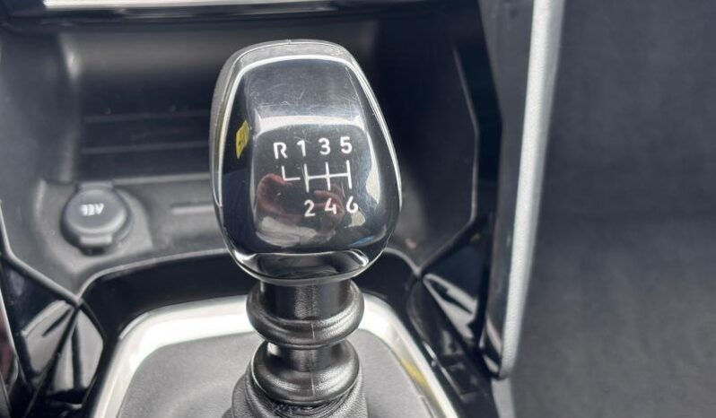 Peugeot 208 Allure / GPS / Carplay complet