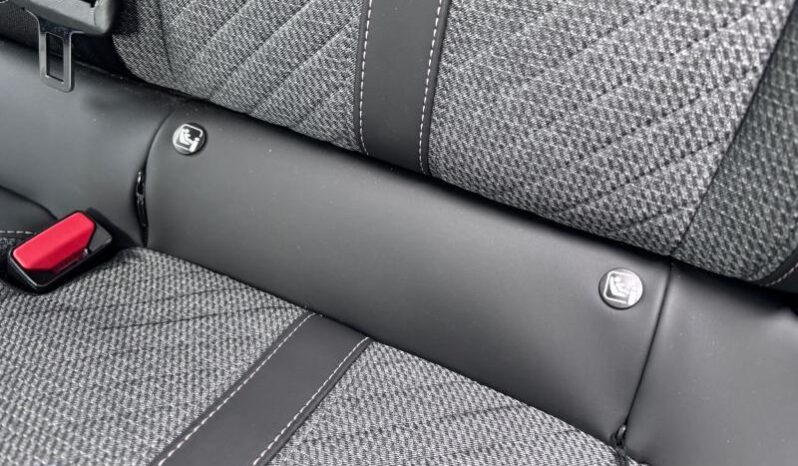 Peugeot 208 Allure / GPS / Carplay complet