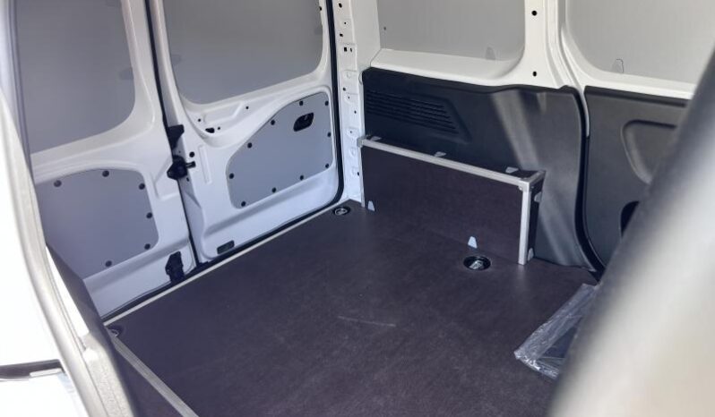 Peugeot Partner Taille M / 130ch / Carplay complet