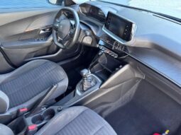 Peugeot 2008 Active / Carplay / 130ch complet