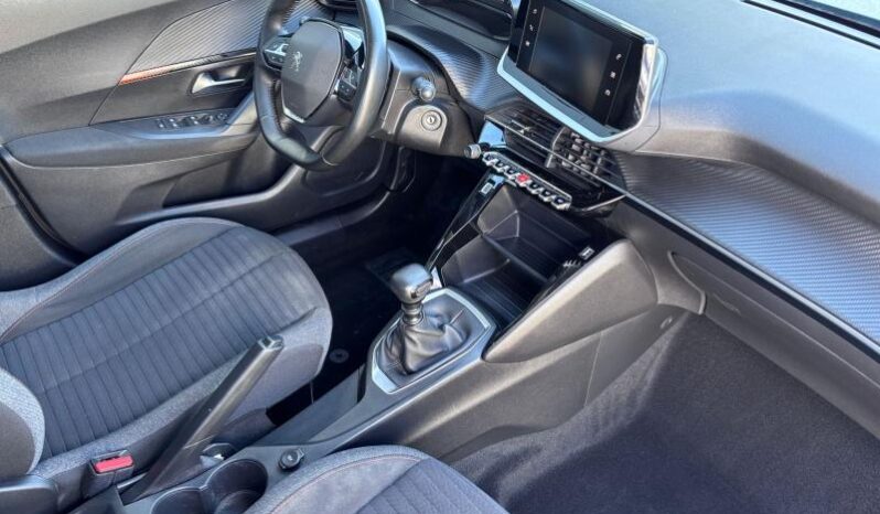 Peugeot 2008 Active / Carplay / 130ch complet