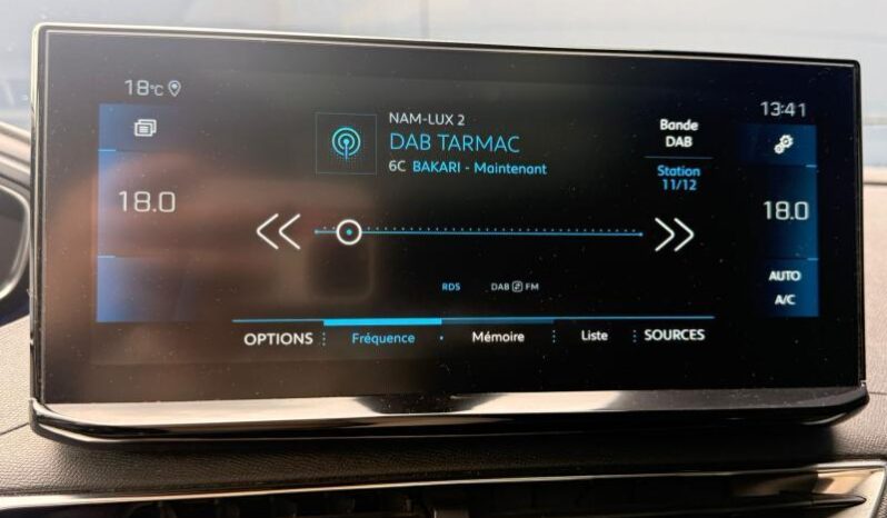 Peugeot 3008 GT / EAT8 / Toit ouvrant / Cuir complet