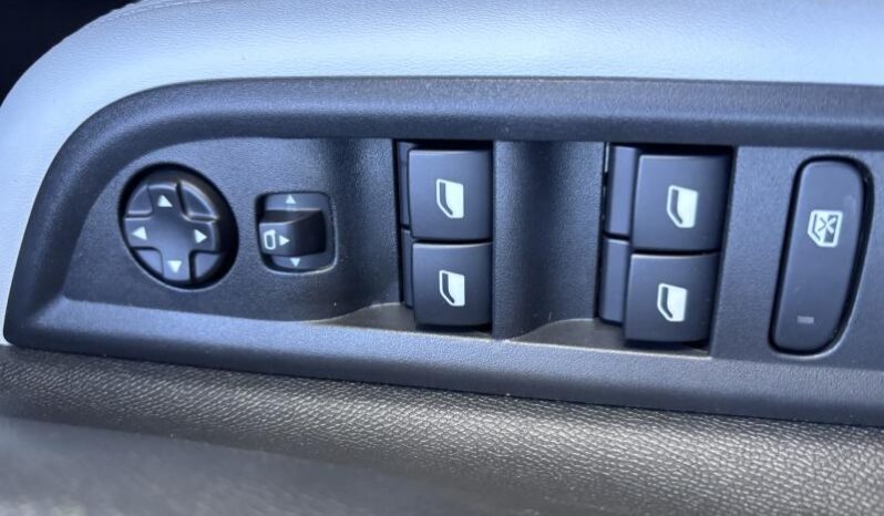 Citroen C3 MAX / 1.2Turbo EAT6 / Carplay complet