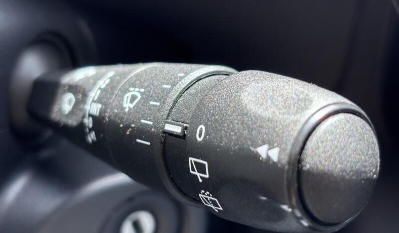 Peugeot Partner Taille M / 130ch / Carplay complet