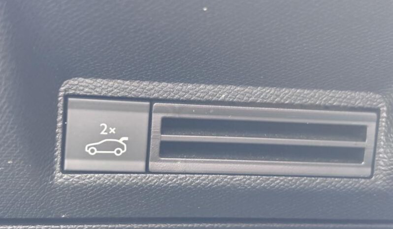 Peugeot 5008 GT complet