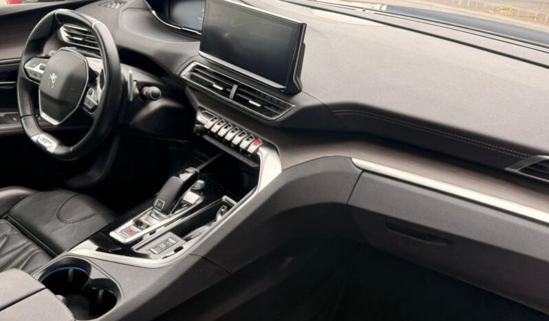 Peugeot 3008 GT / EAT8 / Toit ouvrant / Cuir complet