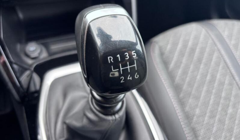 Peugeot 208 Allure / GPS / Carplay complet