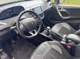 Peugeot 2008 Allure / GPS complet