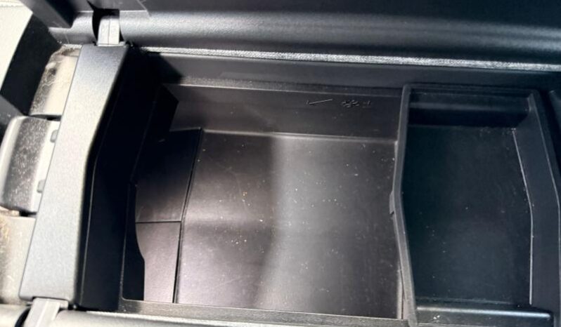 Peugeot 5008 GT complet