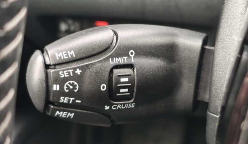 Peugeot 2008 Allure / EAT8 complet