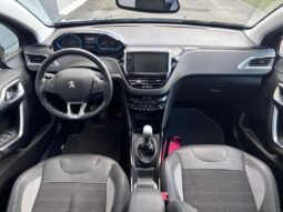 Peugeot 2008 Allure / GPS complet