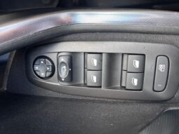 Peugeot 2008 Allure / GPS complet