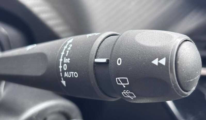 Peugeot 208 Allure / GPS / Carplay complet