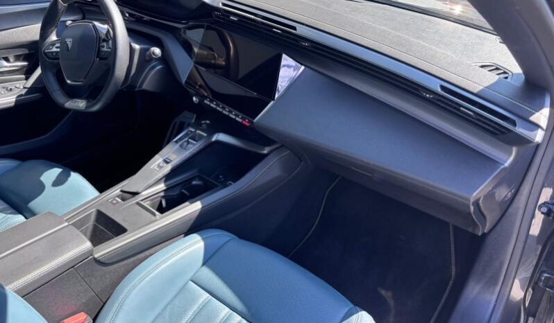 Peugeot 408 GT / EAT8 complet