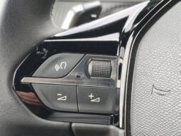 Peugeot 2008 Allure / EAT8 complet