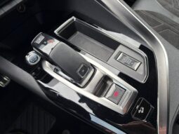 Peugeot 3008 GT Pack / 1.5 BlueHDi / EAT8 complet