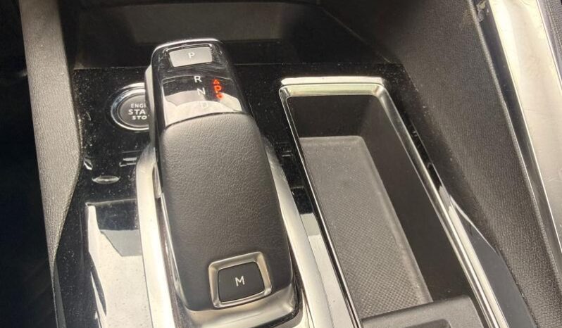 Peugeot 3008 GT / EAT8 / Toit ouvrant / Cuir complet