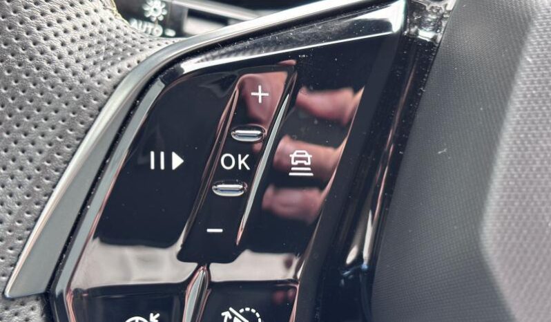 Peugeot 5008 GT complet