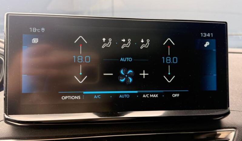 Peugeot 3008 GT / EAT8 / Toit ouvrant / Cuir complet