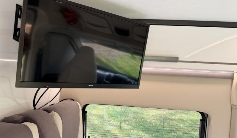 Motorhome McLouis Menfys 3 / 4 couchages / Maxi Prestige complet