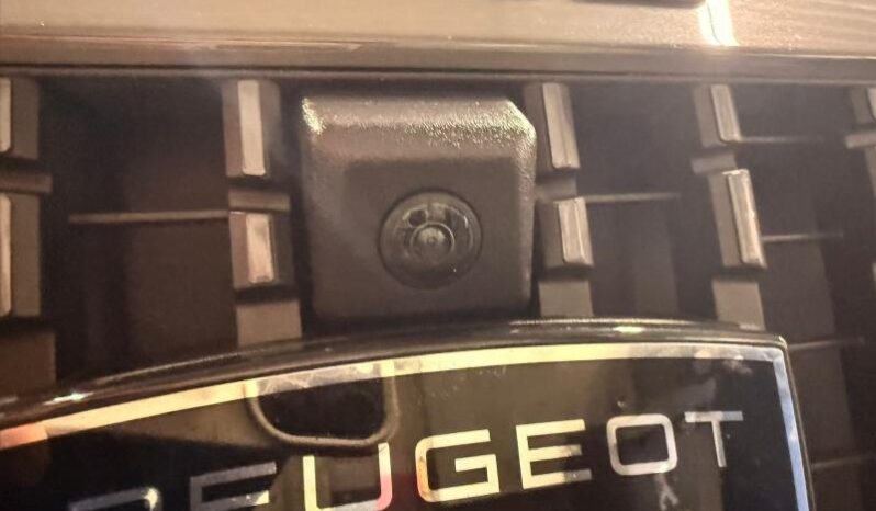 Peugeot 2008 GT / Hybrid / E-DSC6 complet