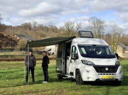 Motorhome McLouis Menfys 3 / 4 couchages / Maxi Prestige complet