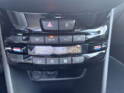 Peugeot 2008 Allure / GPS complet