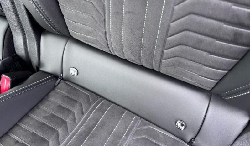 Peugeot 5008 GT complet