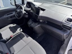 Peugeot Partner Taille M / 130ch / Carplay complet