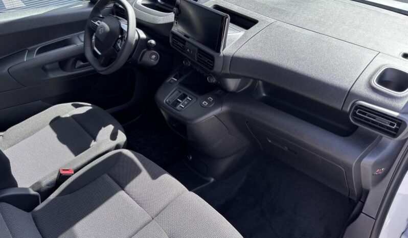 Peugeot Partner Taille M / 130ch / Carplay complet