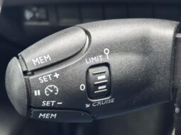 Peugeot 208 Allure / GPS / Carplay complet