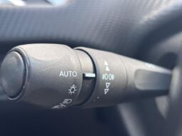 Peugeot 2008 Allure / GPS complet