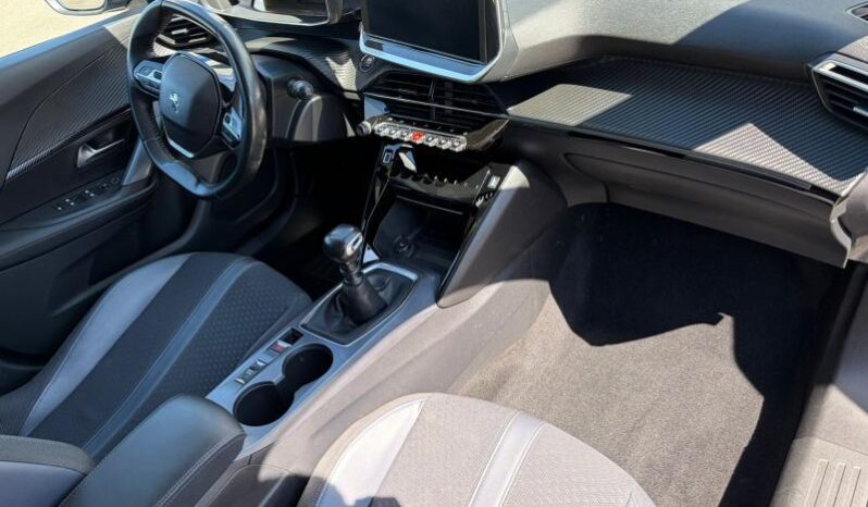 Peugeot 2008 Allure / Caméra / GPS complet
