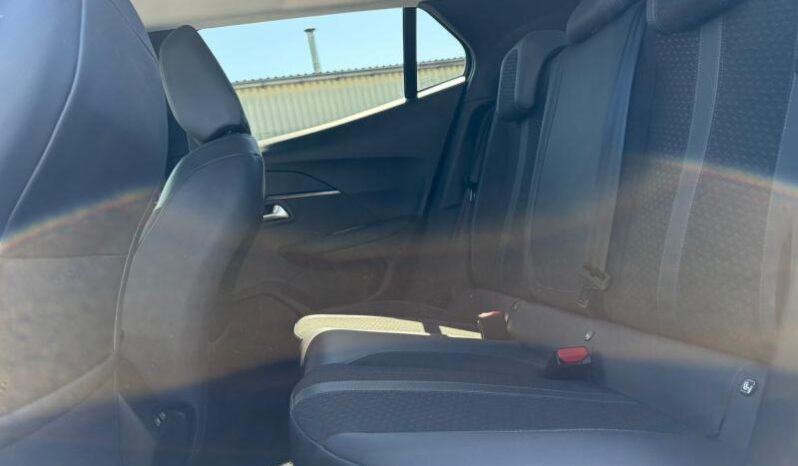 Peugeot 2008 Allure / Caméra / GPS complet