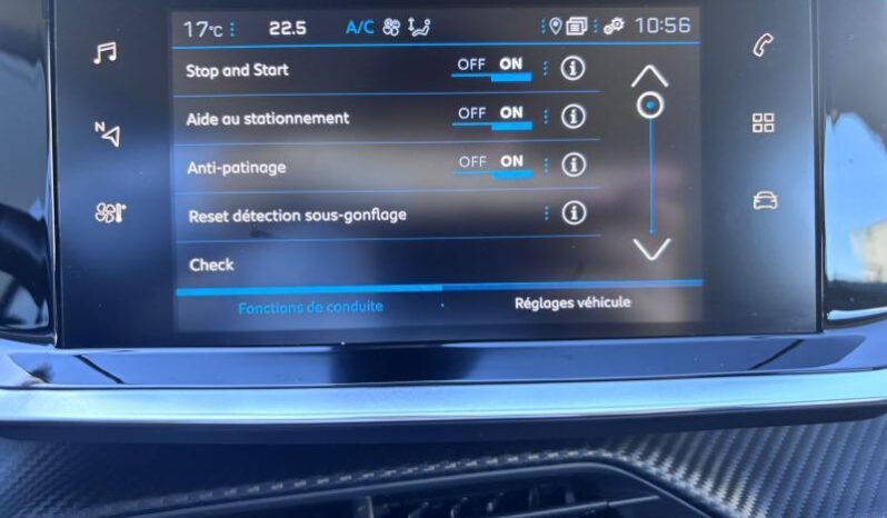 Peugeot 2008 Active / Carplay / 130ch complet