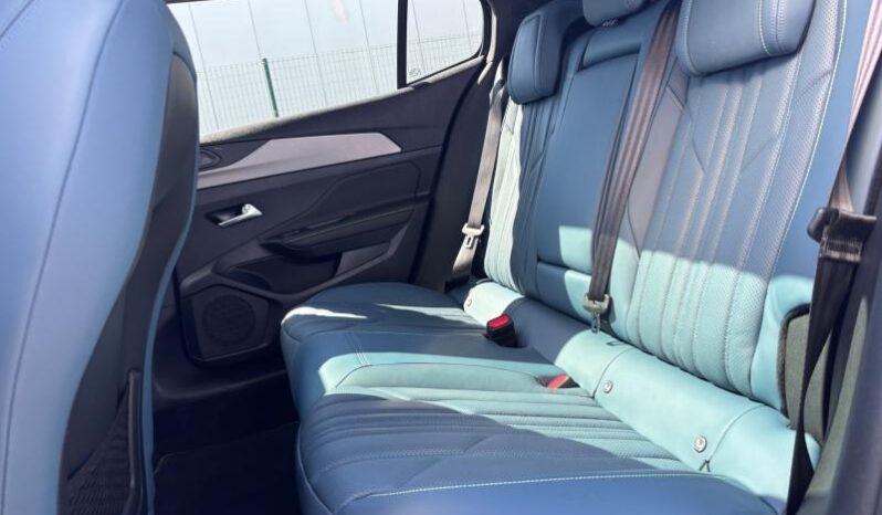 Peugeot 408 GT / EAT8 complet