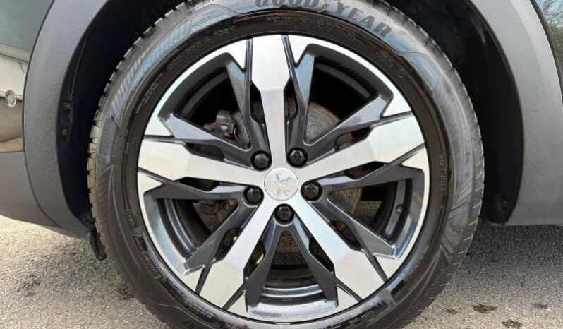 Peugeot 3008 GT Pack / 1.5 BlueHDi / EAT8 complet